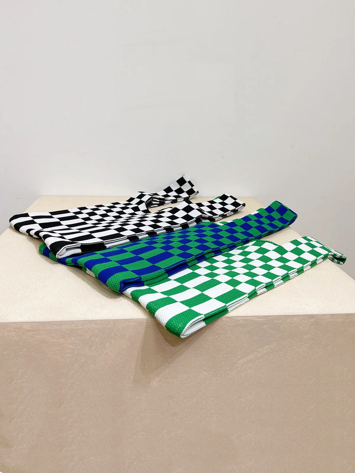 Stylish Checkerboard Print Tote Bag